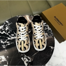 Burberry Sneakers